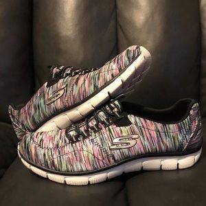 Skechers Multi Color Sneakers 6.5